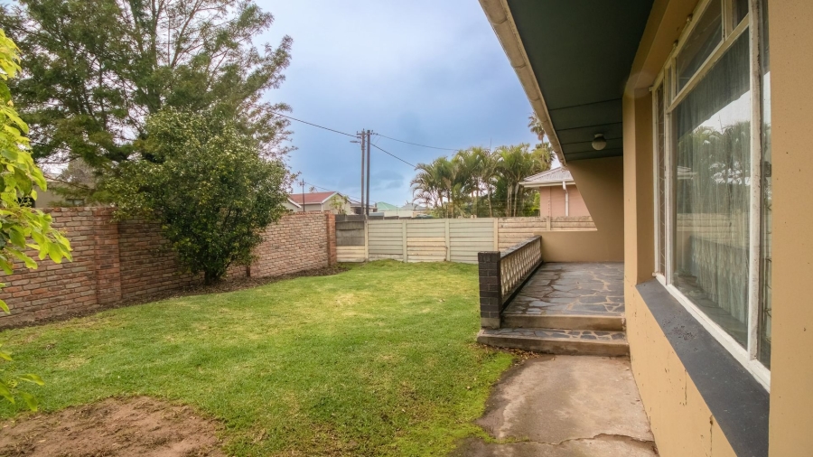 3 Bedroom Property for Sale in Cambridge Eastern Cape